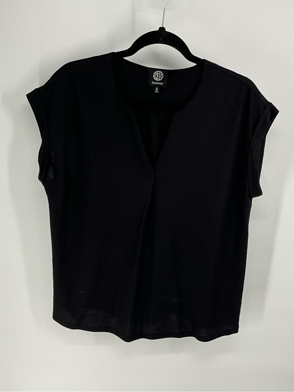 NWOT Black Short Cap-Sleeve V-Notch Tee Rayon Blouse M